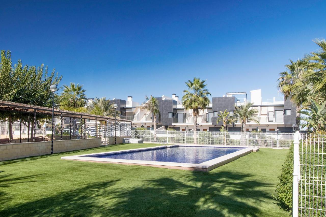 Villa Royal Park Torrevieja Exterior foto