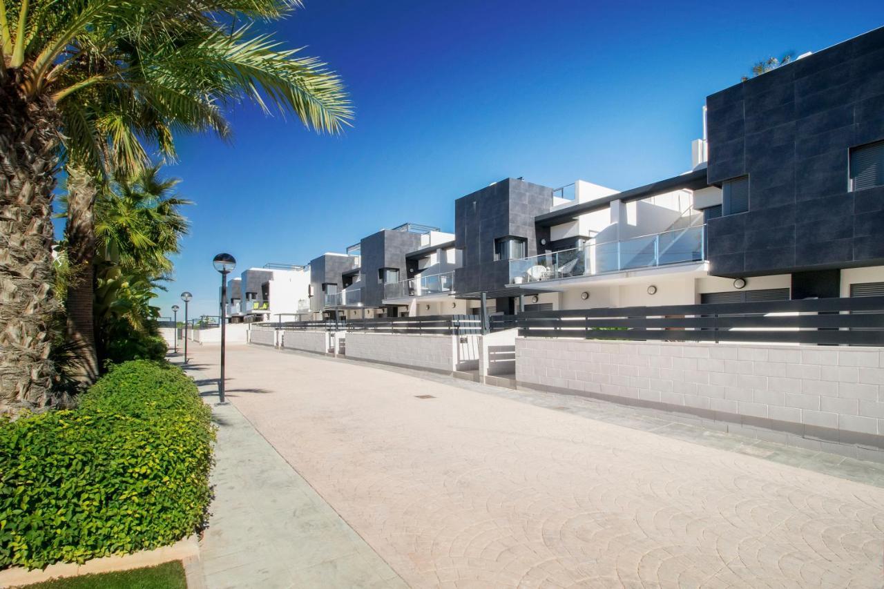 Villa Royal Park Torrevieja Exterior foto